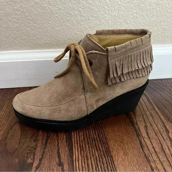 Bussola Leeds Suede Tan Layered Fringe Lace Up Wedge Ankle Bootie Shoes 6.5, 37. - Picture 14 of 16
